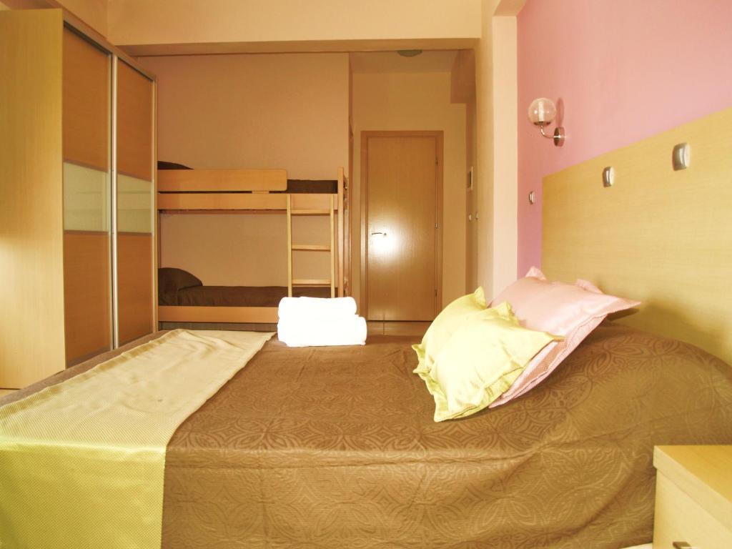 Maranton Beach Hotel Koinira Exterior photo