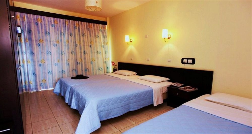 Maranton Beach Hotel Koinira Exterior photo
